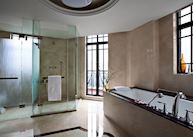 Art Deco Junior Suite Bathroom, Shanghai Yangtze Boutique Hotel