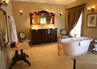 La Plume Guest House, Oudtshoorn
