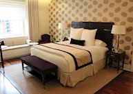 Guest room, Ritz Carlton, Montréal