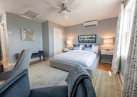 Guest room, Lantern Hill and Hollow, Ingonish