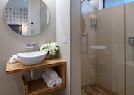En suite bathroom at Ranginui