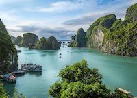 Halong Bay, Vietnam Halong Bay, Vietnam