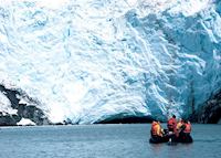 An excursion from the Cruceros Australis An excursion from the Cruceros Australis