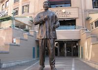 Nelson Mandela Square, Johannesburg, South Africa Nelson Mandela Square, Johannesburg, South Africa