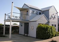 Captain's At The Bay, Apollo Bay, Victoria Captain's At The Bay, Apollo Bay, Victoria