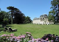 Château la Chenevière, Port-en-Bessin Château la Chenevière, Port-en-Bessin