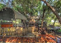 Main camp walkway at Shinde Main camp walkway at Shinde