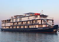 Jayavarman Boat, Saigon Jayavarman Boat, Saigon
