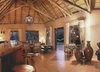 Motsentsela Tree Lodge, Maun Motsentsela Tree Lodge, Maun