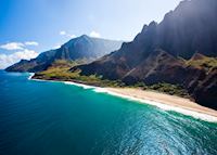 Long view of Napali coast, Kauai (Source: HTA / Tor Johnson) Long view of Napali coast, Kauai (Source: HTA / Tor Johnson)