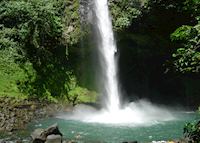 La Fortuna waterfall, Volcan Arenal La Fortuna waterfall, Volcan Arenal