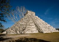 El Castillo, Chichen Itza, Yucatan El Castillo, Chichen Itza, Yucatan