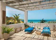 Santorini Mozambique, deck area outside suite