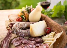 Traditional meats and cheeses, Sardinia