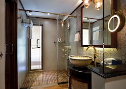 Luxury Suite Bathroom on board the Sanctuary Ananda