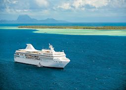Paul Gauguin Cruise Ship, Tahiti