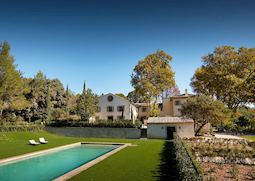 Domaine de Fontenille, Lauris