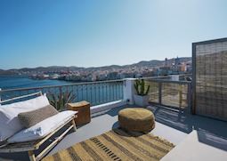 Pafsilipon Suites, Ermoupoli