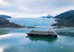 Azamara Pursuit, El Brujo Glacier