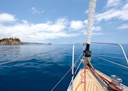 Sailing in the Whitsundays