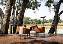 Main viewing deck at Sungani Lodge