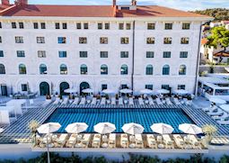 Brown Beach House, Trogir