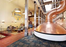 Brewhouse Inn & Suites, Milwaukee
