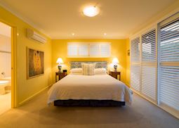 The Beach House at Bayside, Albany