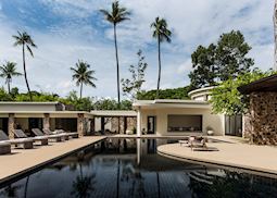 Main pool, Amansara