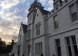 Skeabost Hotel, Skeabost