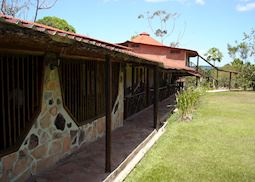 Campamento Parakaupa, Canaima