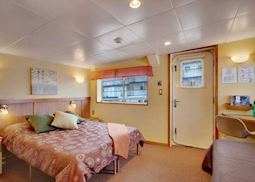 Explorer cabin, Wilderness Discoverer