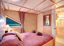 Commander cabin, Safari Quest