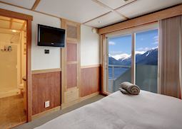 Captain stateroom, Safari Quest