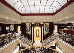 Stairwell, Azamara
