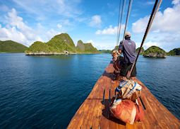 Sailing with Tiger Blue in Raja Ampat