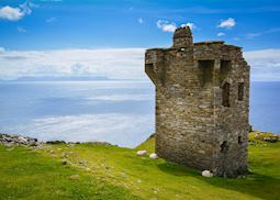 Ruined tower near Slieve League