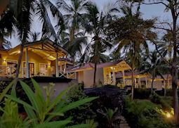 Bungalows with ocean view, Tabula Rasa, Galle