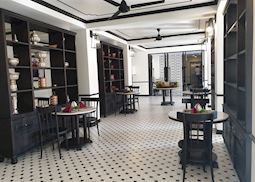 Mora Boutique restaurant