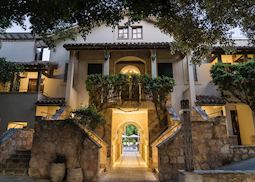 Columbia Beach Resort, Pissouri