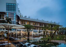 aNhill Boutique, Hue