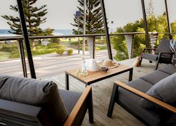 Balcony, Esperance Island View Apartments, Esperance