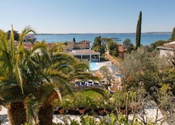 Overview of Hotel Olivi