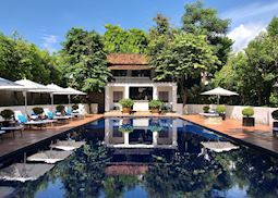 Swimming Pool, Rachamankha