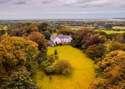 Grounds, Plas Dinas Country House