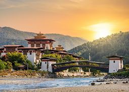 Punakha Dzong at sunset