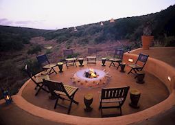 Boma, Amakhala Safari Lodge
