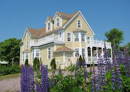 Louisbourg Harbour Inn, Louisbourg