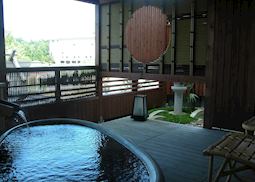 Private open air bath, Grand Hotel Tsuruga