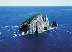 Hole in the rock, Russell & The Bay of Islands